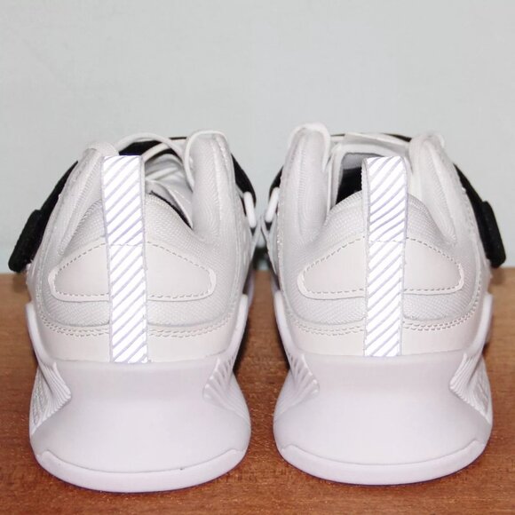 Under Armour Women Size 7.5 Reign Lifter Weight Lifting White Black 3023… - Picture 2 of 6